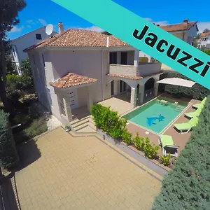  Villa Krk-4 Bedrooms, 4 Bathrooms With Heated Pool And Jacuzzi, 150m From The Sea Kroatië
